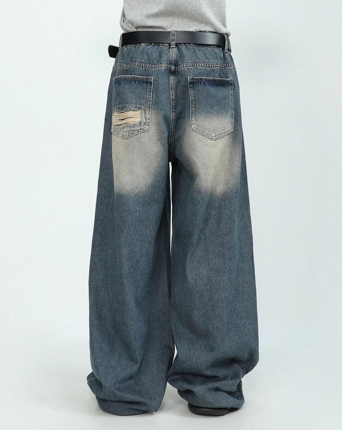 Distressed Loose Denim Jeans