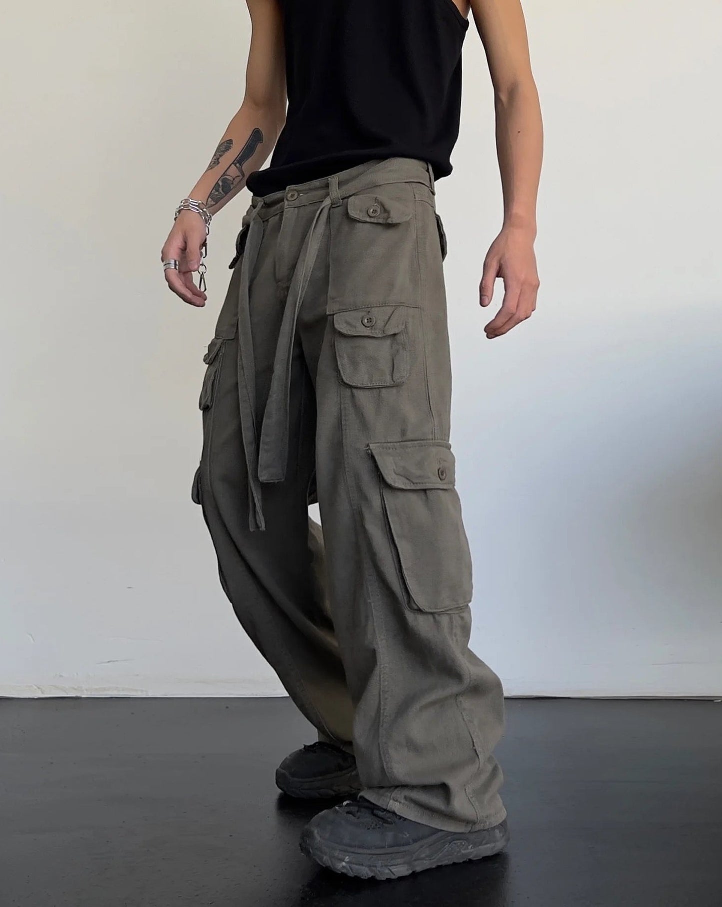 Multi-Pockets Loose Cargo Pants